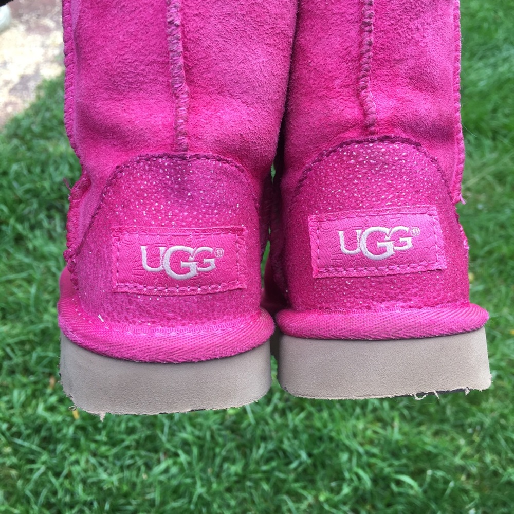 Toddler size 9 ugg boots